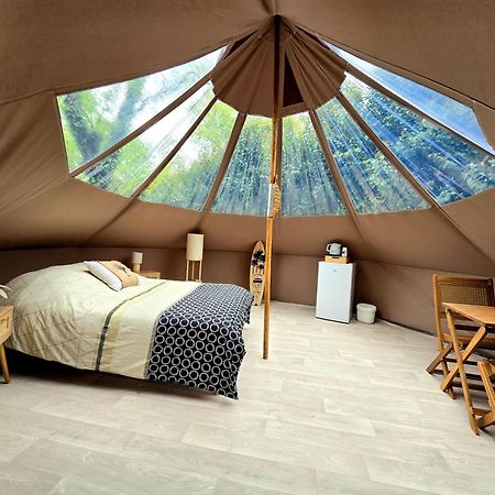 Les Nuits De Cassiopee Bed & Breakfast Sorde-lʼAbbaye Екстериор снимка