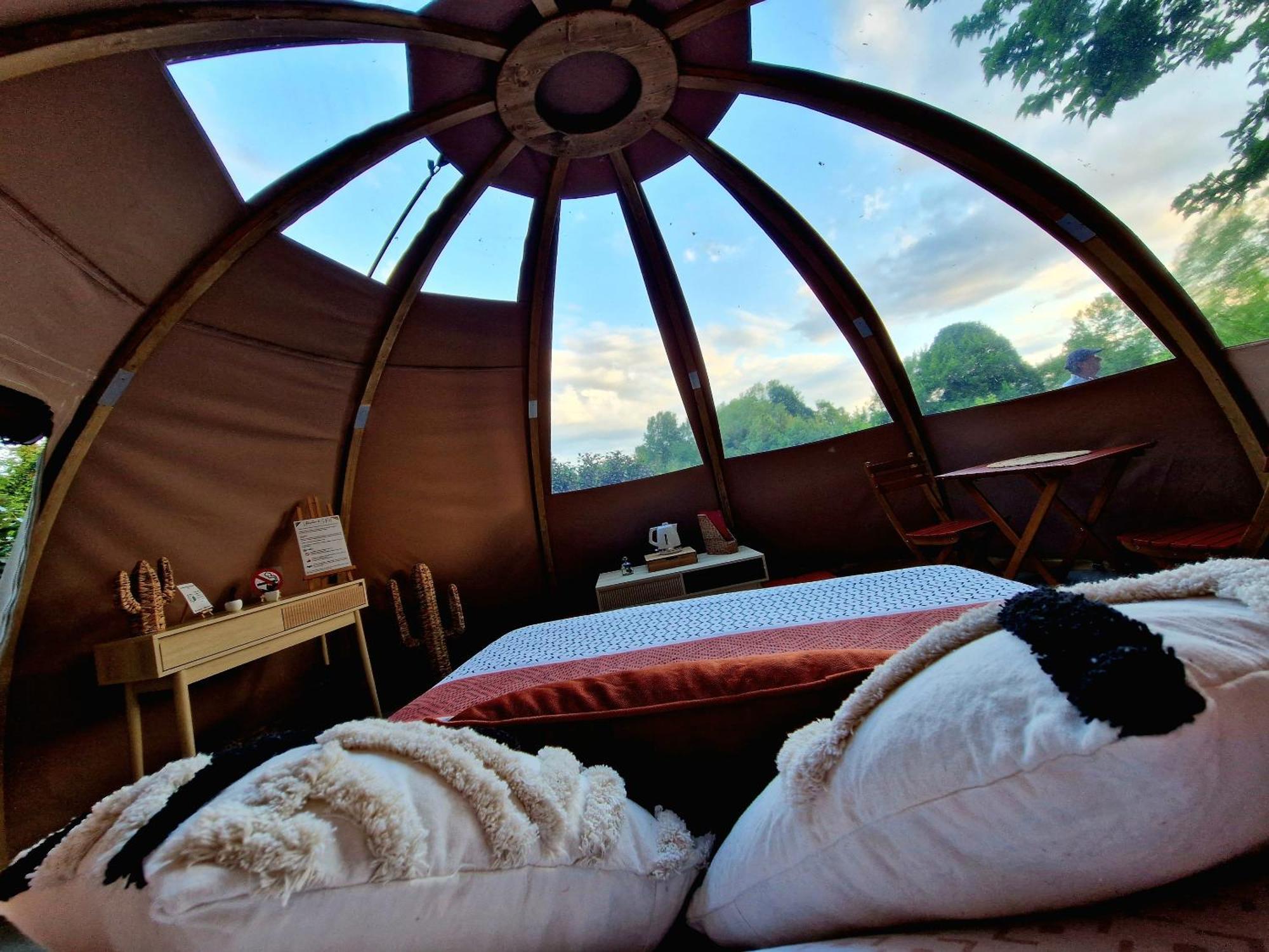 Les Nuits De Cassiopee Bed & Breakfast Sorde-lʼAbbaye Стая снимка