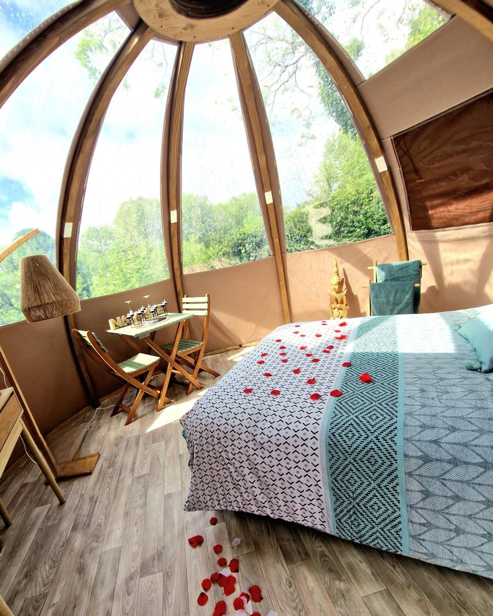 Les Nuits De Cassiopee Bed & Breakfast Sorde-lʼAbbaye Стая снимка