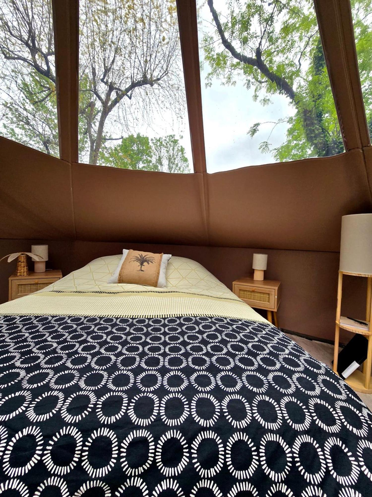 Les Nuits De Cassiopee Bed & Breakfast Sorde-lʼAbbaye Екстериор снимка